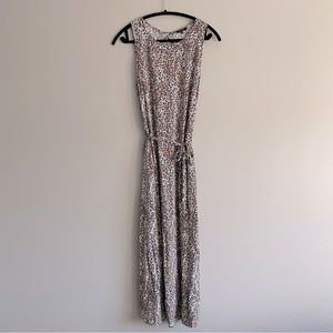 Leopard print midi dress with side slits & open back - RW&Co - Size LG